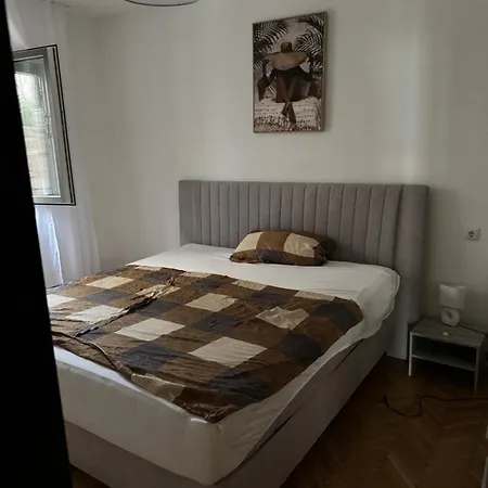 Ines Apartman